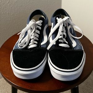 Unisex Vans, womens size 8, black, white and blue